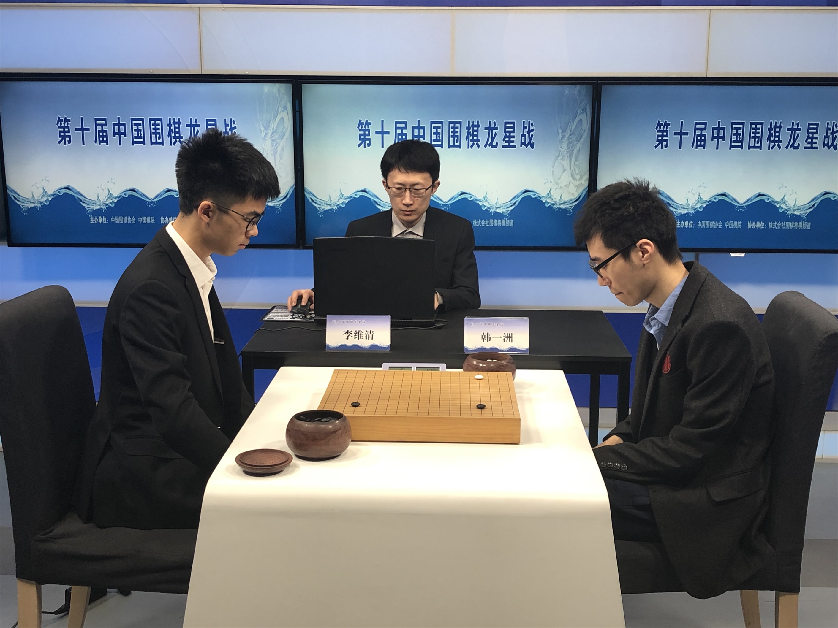 红军在新一轮比赛中获胜,晋级决赛 红军在新一轮比赛中获胜,晋级决赛