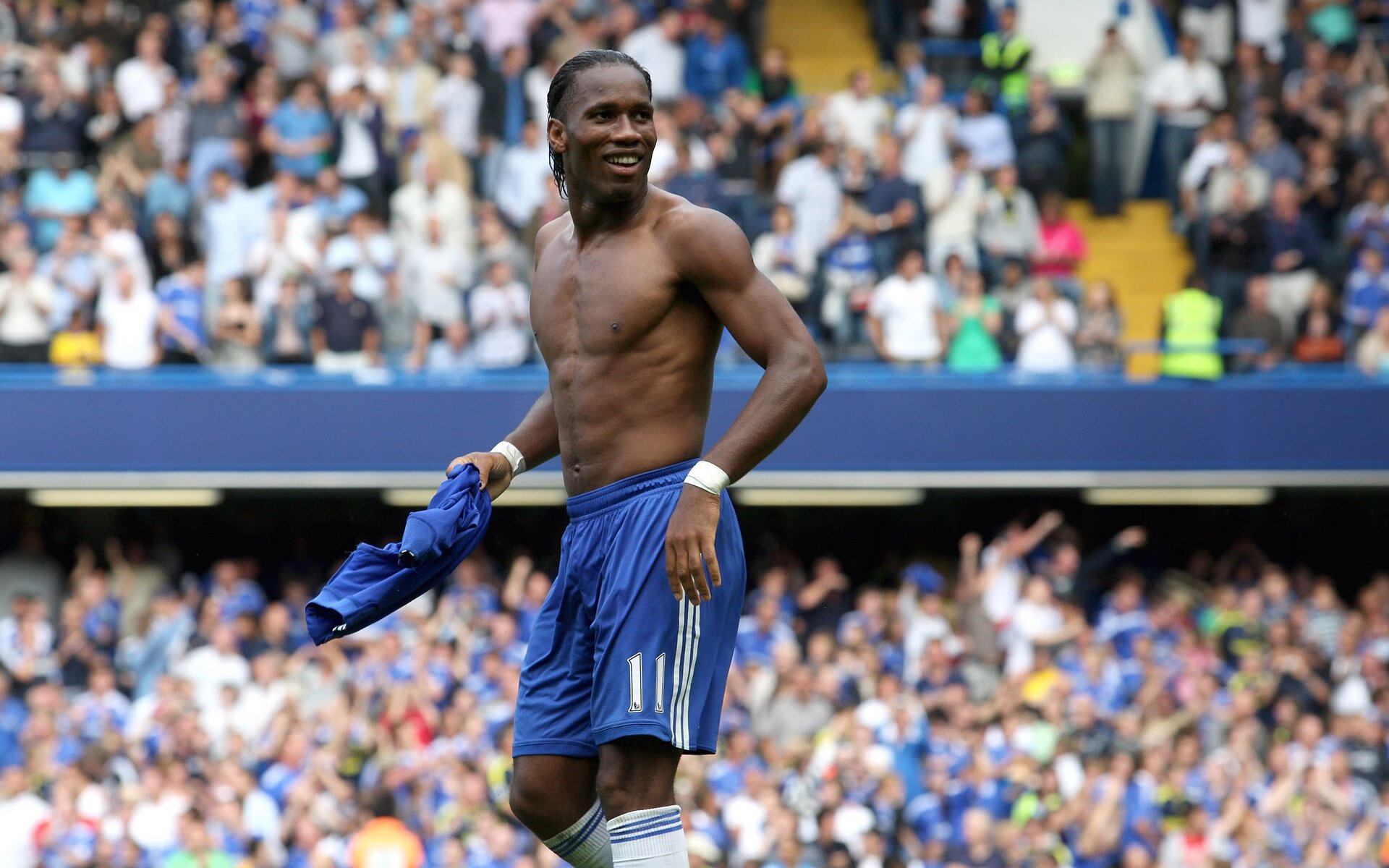 黄黑风暴席卷欧陆，亚洲之光闪耀全场—多特蒙德横扫土耳其，孙兴慜惊艳四座