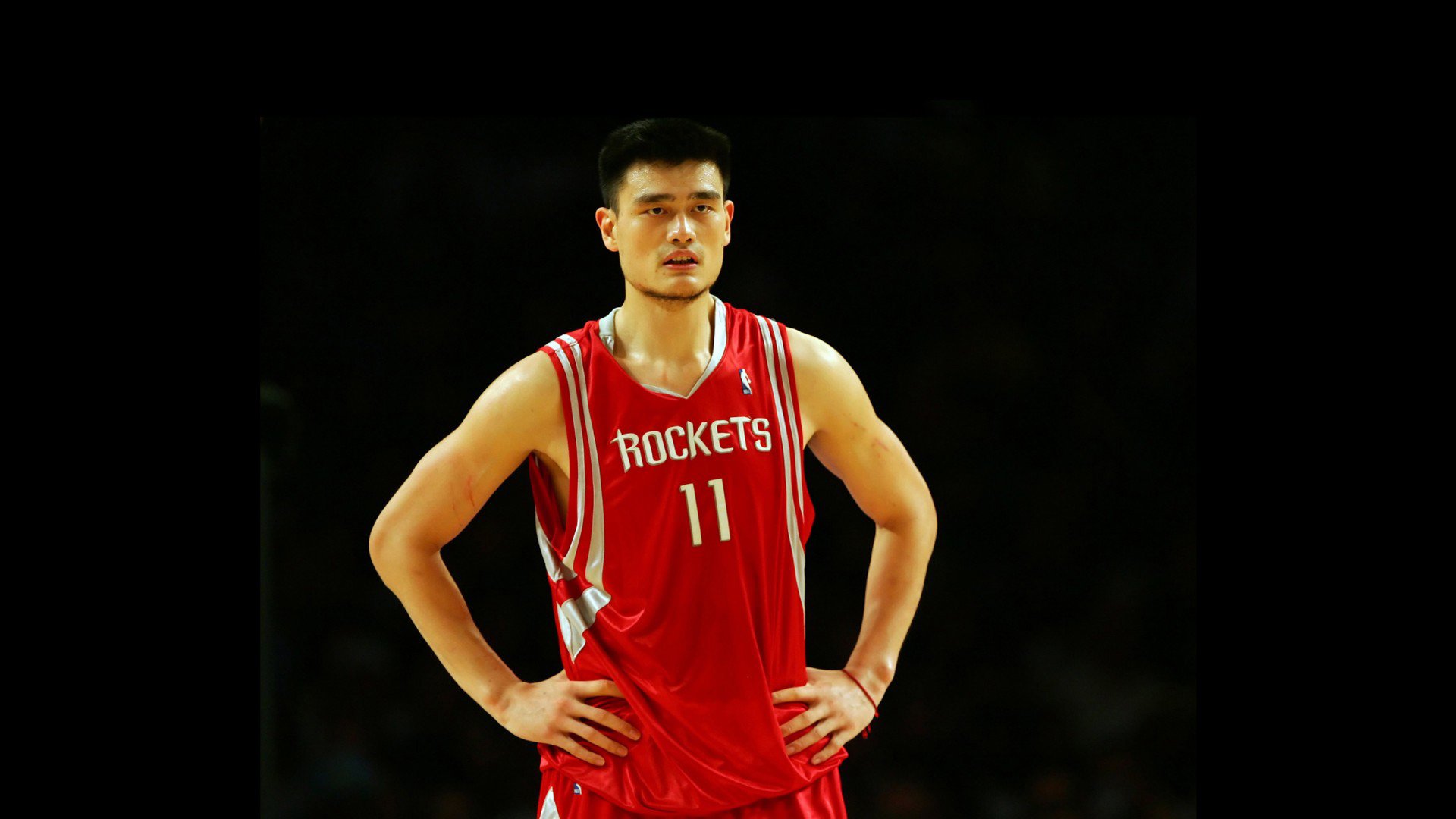 跨界狂想，当厄瓜多尔足球险胜乌克兰，拉什福德在NBA季后赛接管比赛